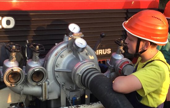 Technischer Feuerwehrdienst „Schaumeinsatz”